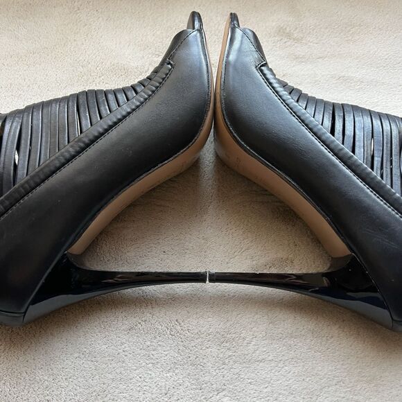 L.A.M.B. By Gwen Stefani Black Leather Stiletto Heel Sandals Women 9 Strappy - Picture 5 of 15